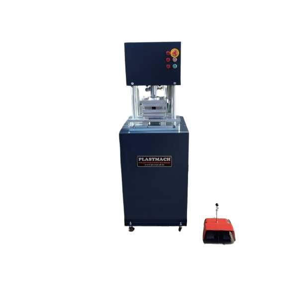 Presă Hidraulică pentru Tăierea și Decuparea de Profilelor Metalice