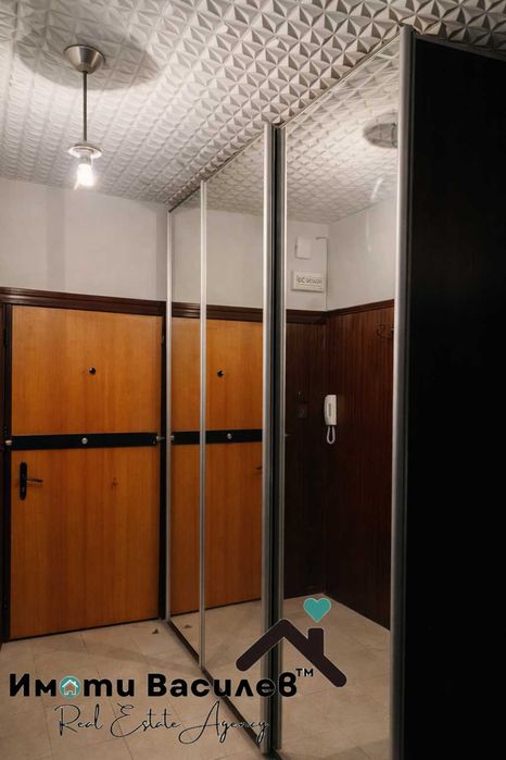 Дава се под наем Тристаен апартамент в София, Център - 78 кв.м за 698.19 € - Снимка #7