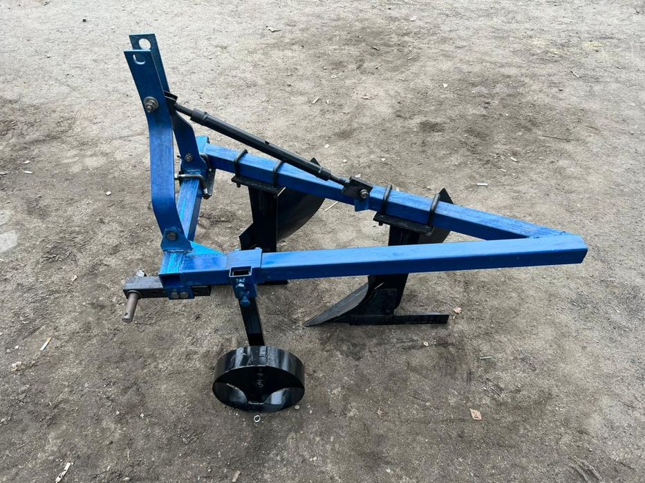 plug 2 trupite brazde cormoane tractor 18 - 22 cai 1 090 lei