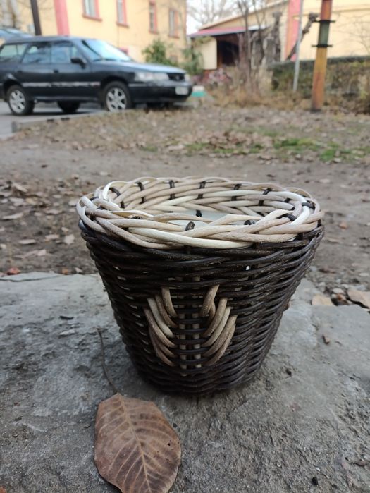 Горшки из ротанга