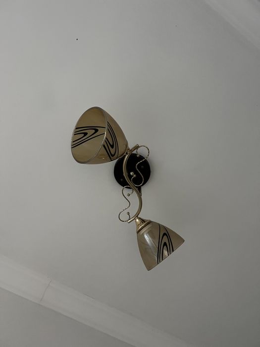 Продам люстру б/у