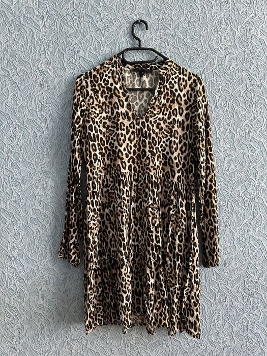 Продаю платья