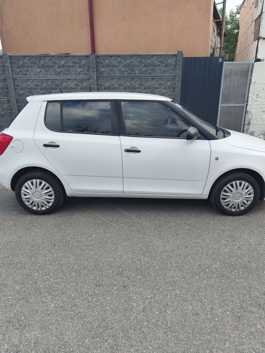 SKODA Fabia 2014 — imagine 2
