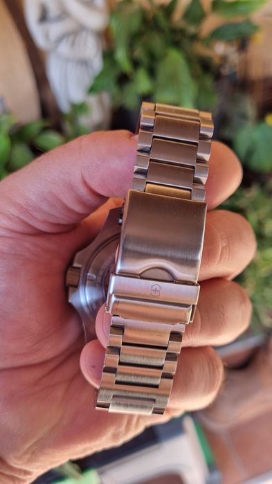 Victorinox I.N.O.X automatic