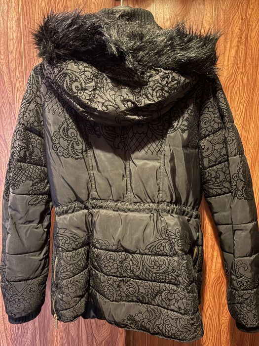 Яке ,, Desigual”