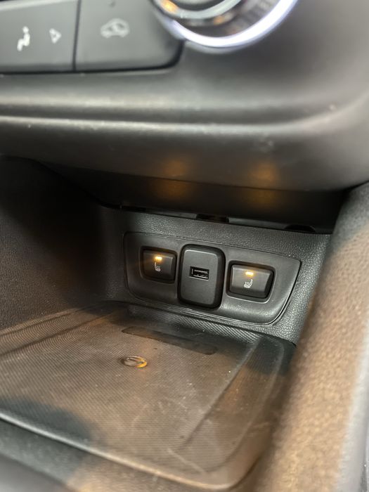 Tracker 2 premier plus 2024