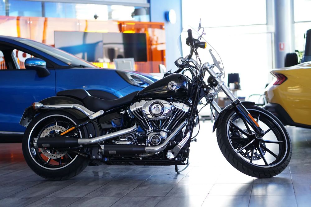 Harley-Davidson Softail Breakout FXSB Unic proprietar, achizitionat de nou de la HD Romania