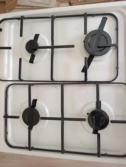 Gaz plita sotiladi – holati a'lo darajada.