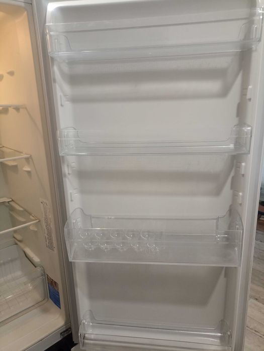 Холодильник INDESIT