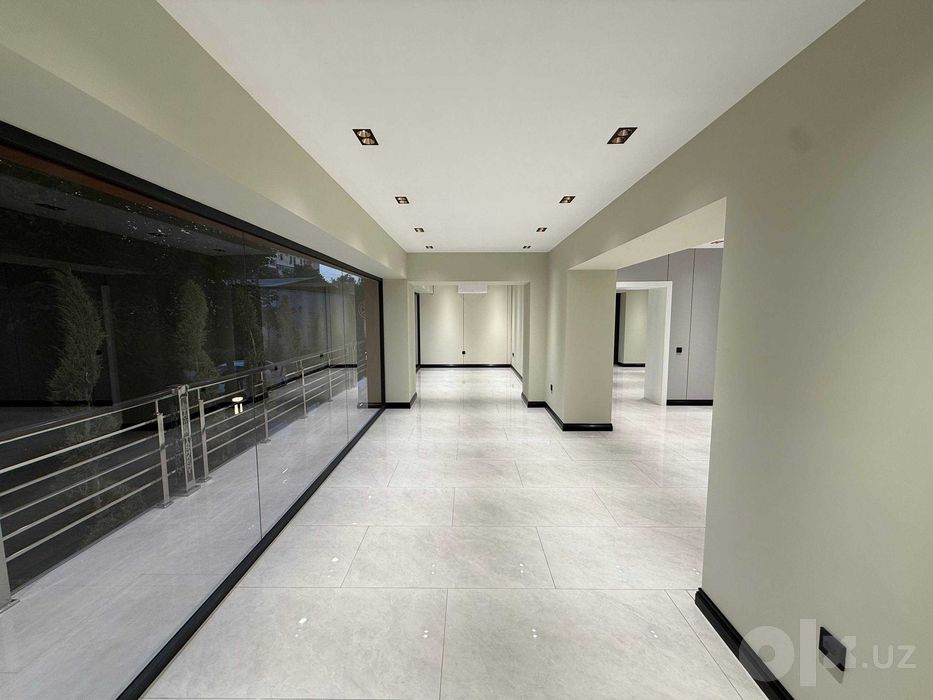 Аренда офиса 150 м² с ремонтом — 1 этаж, Дархан, Akay City