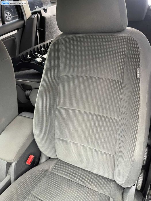 Scaun Textil Fara Incalzire Stanga Fata Sofer Volkswagen Golf 5 2004 - 2008
