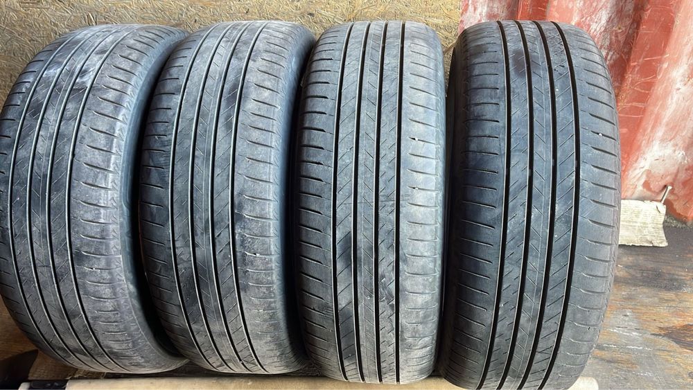 Шины на RAV4(б/у хорошое состояние)