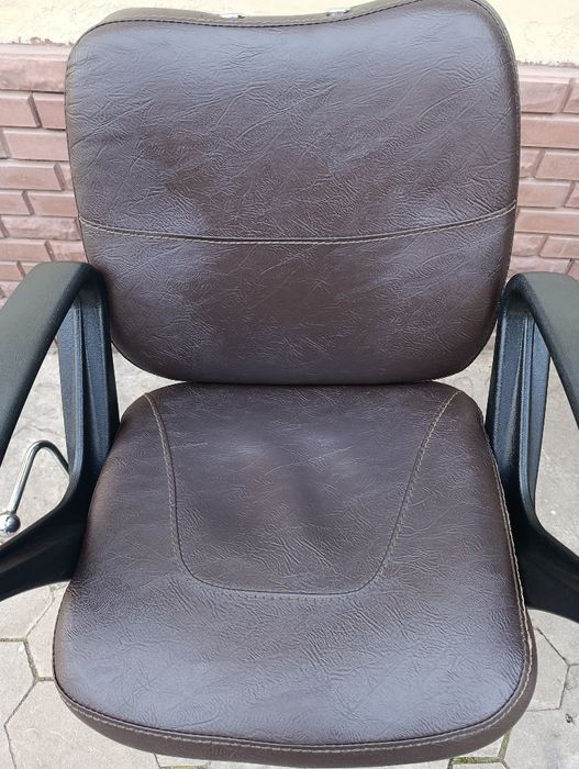 Бврбер кресло для парикмахерской