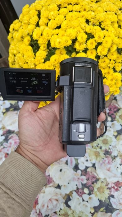 Camera videi sony ax 30/ 20.6 Mega pix . 64 Gb
