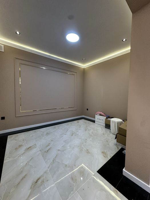 Uy sotiladi srochna kelishiladi narxi