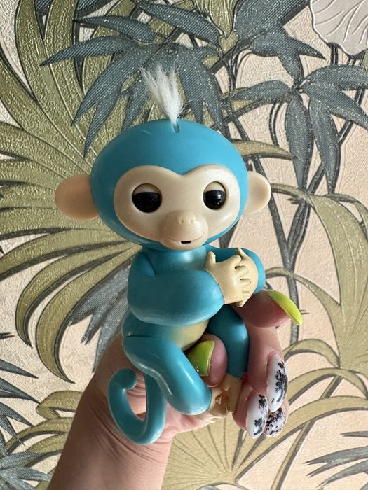 Интерактивная обезьянка fingerlings