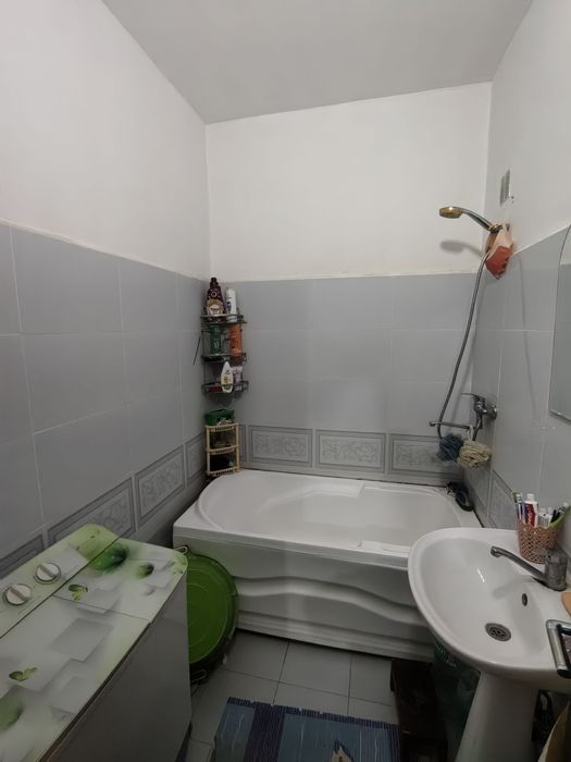 3 Xonali uy sotiladi