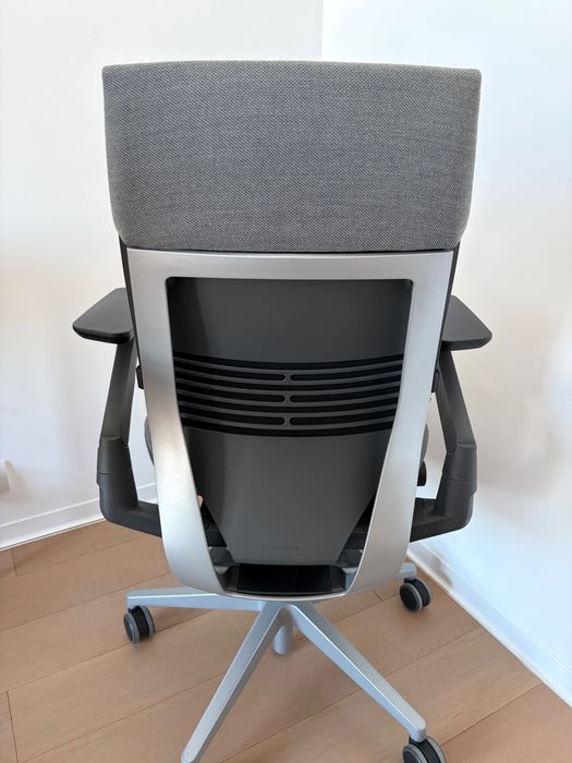 Scaun birou Steelcase Gesture