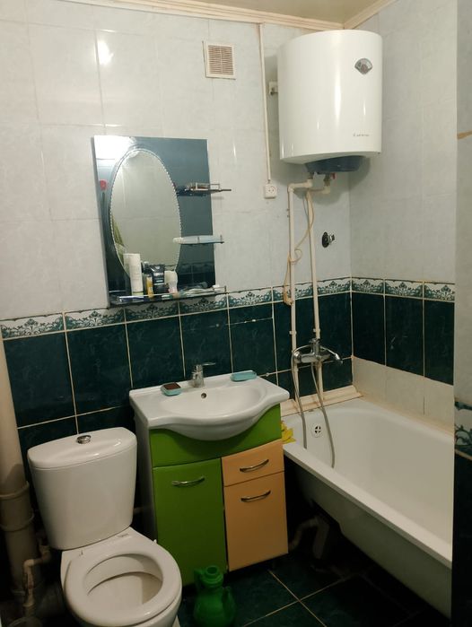 Продам 1 кв Джамбула 69