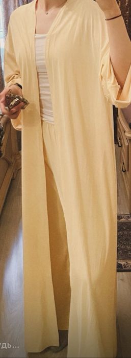 Продаю костюм тройка