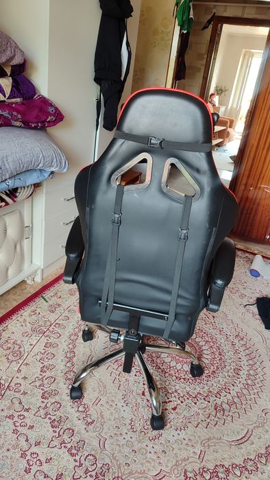 Продам игровое кресло