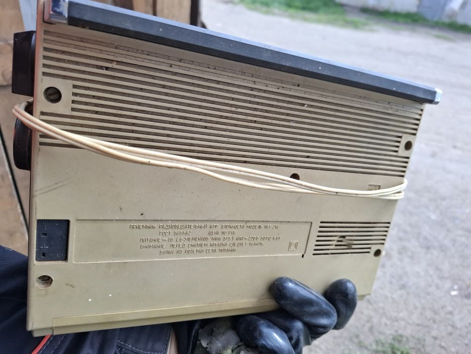 Продам радиоприёмник VEF 214 СССР