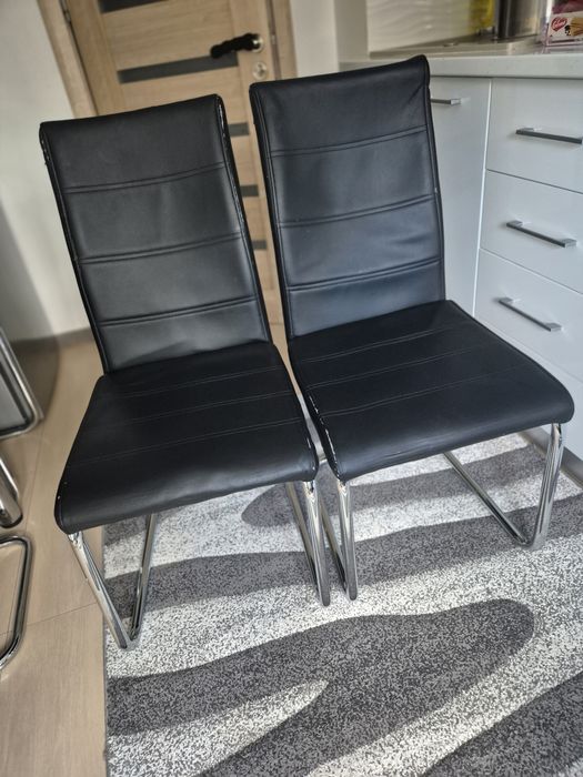 Vand scaune bucatarie