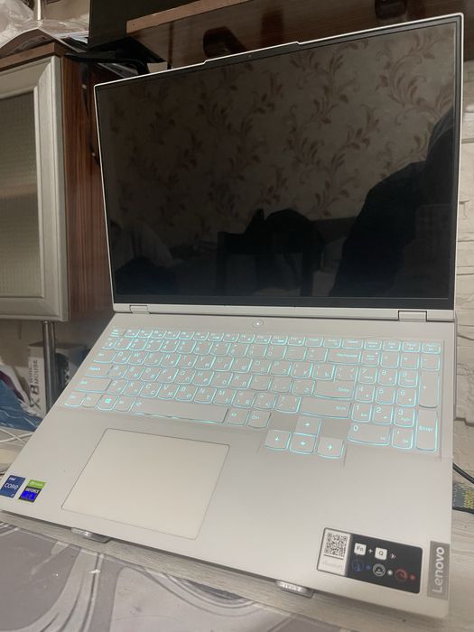 i7 11th 16 gb  3060 rtx 6 gb 512 gb 2к 165hz