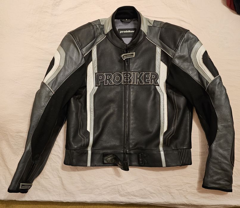 Costum moto de piele