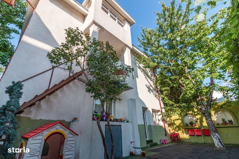 Vila 336 mp 7 camere - locuință, grădiniță, clinică - Drumul Taberei