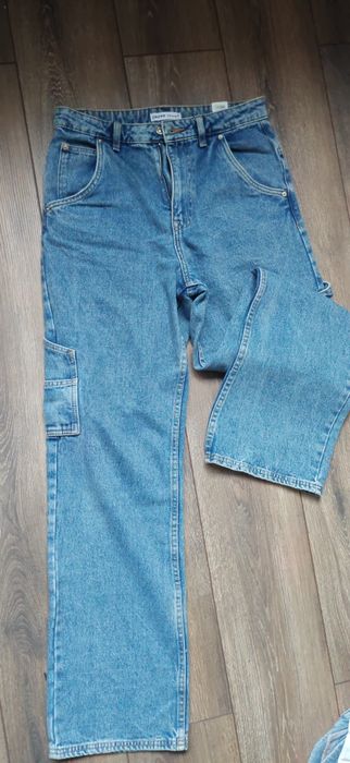 Дамски дънки 7€.