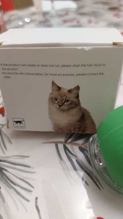 Игрушка для кошек и собак