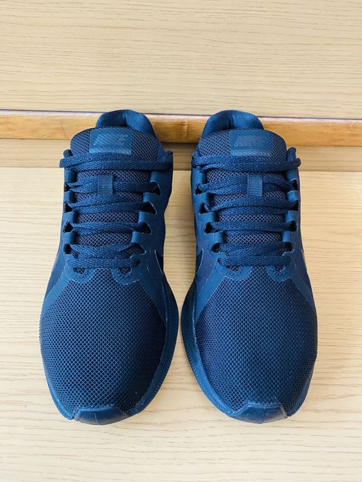 Маратонки  Nike  Downshifter 8 ,номер  38