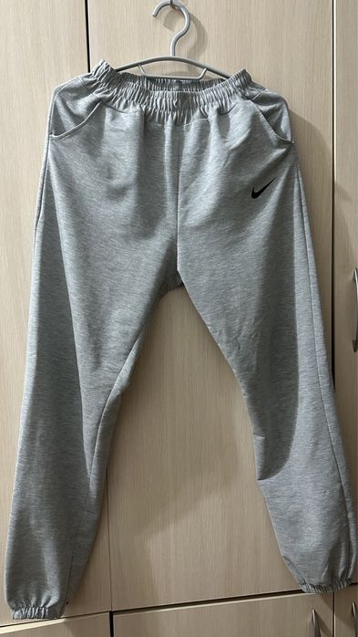 женское серое трико