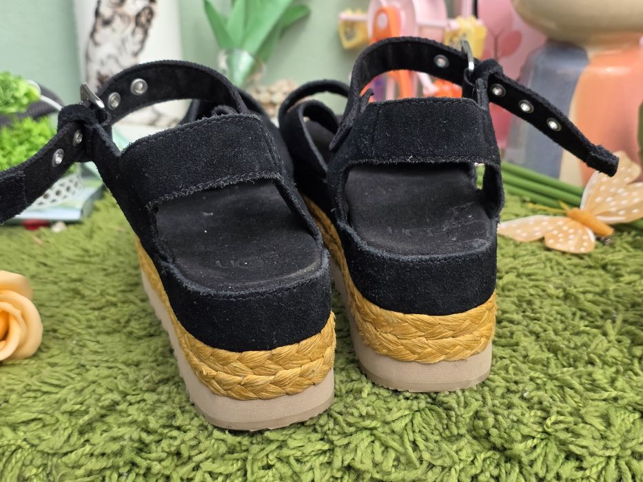 UGG оригинални сандали N38