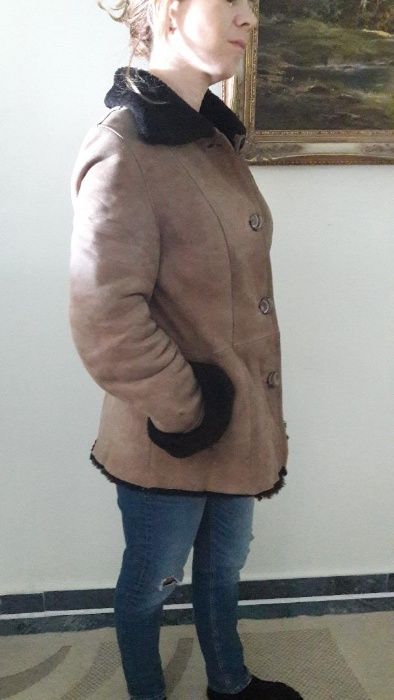 Cojoc cu glugă detașabilă si fular, Mărime 38, Stare foarte bună