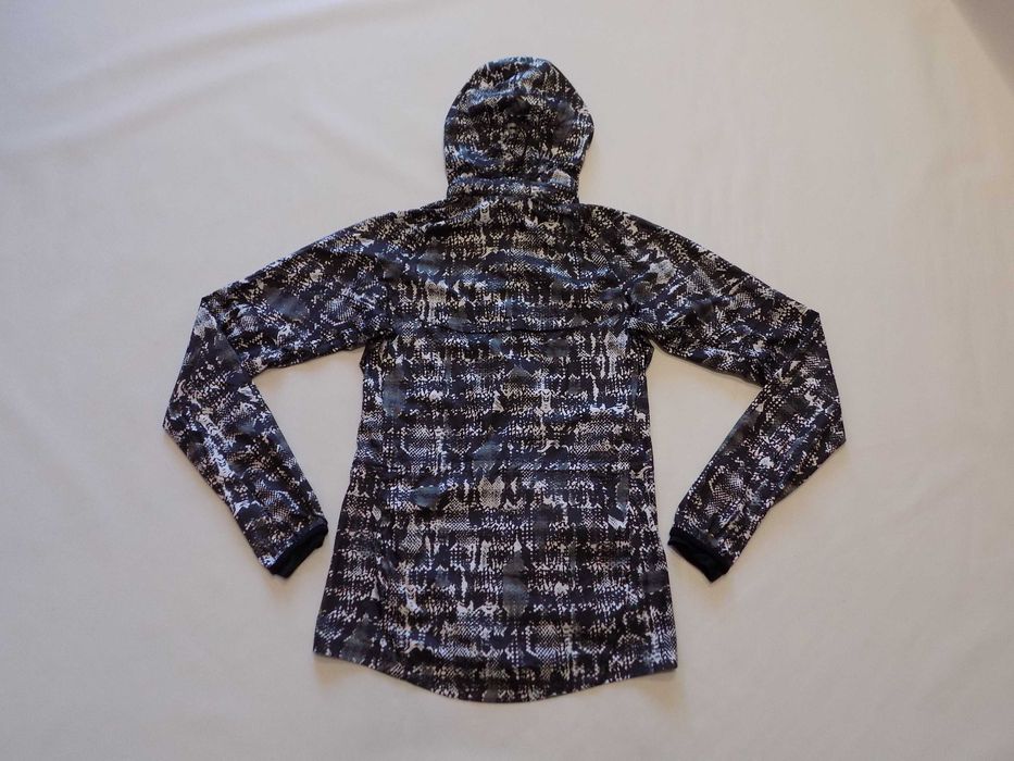 нов суитчър nike ветровка блуза фанела горнище дамски оригинален L/XS