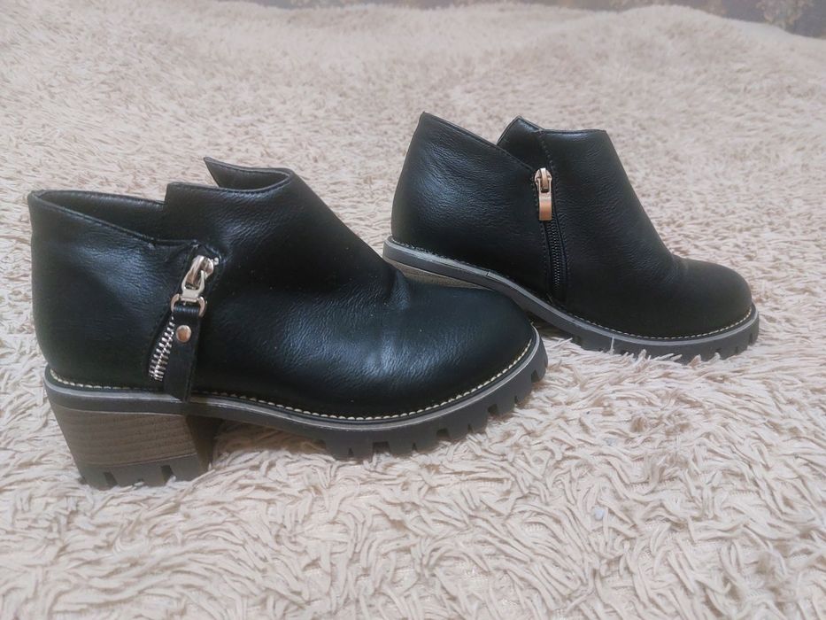 Продаю новую обувь