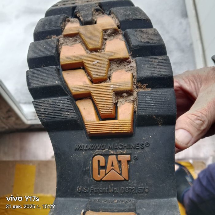 Продается проф обувь