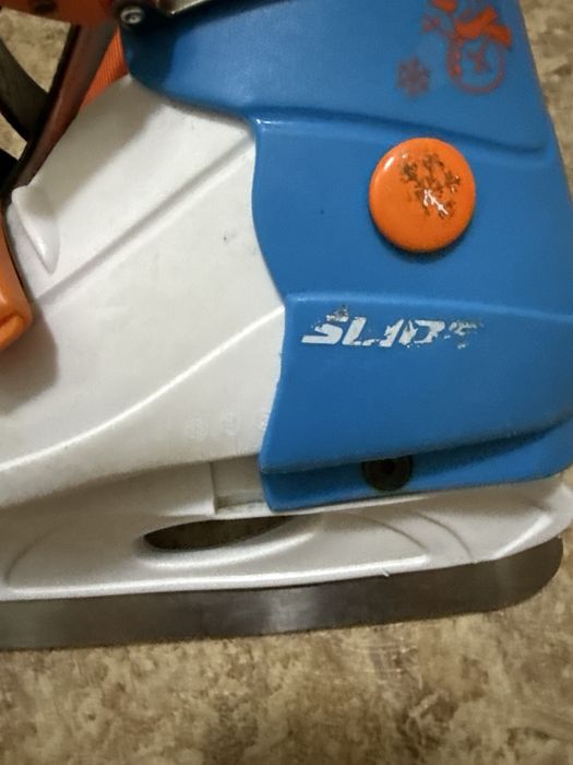 Продам коньки детские