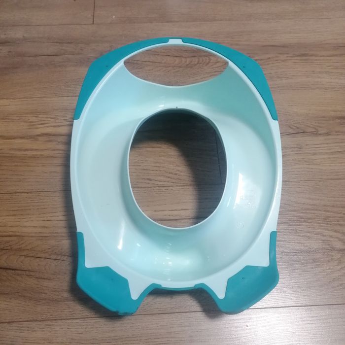 Гърнета и седалки