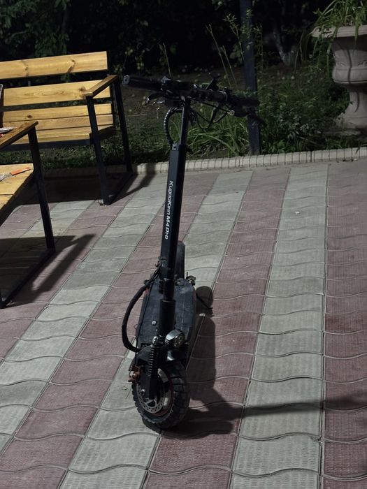 Kugoo m4 pro электросамокат
