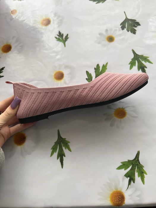 Продам новые балетки 5000