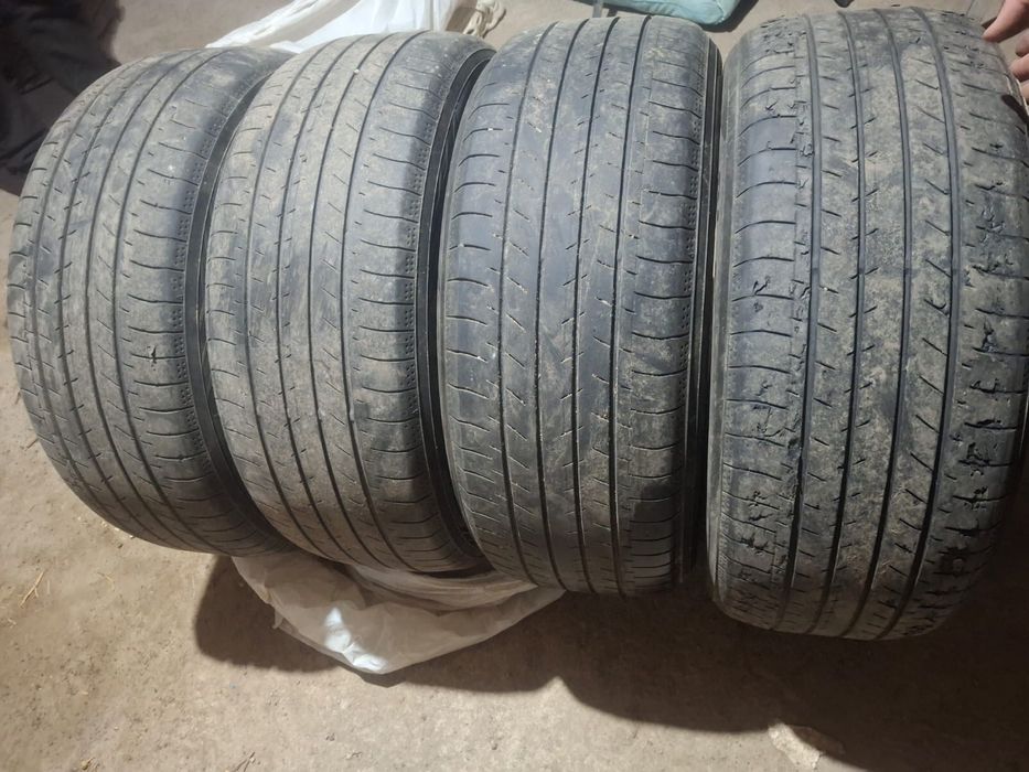 Yokahama 215/55 R17