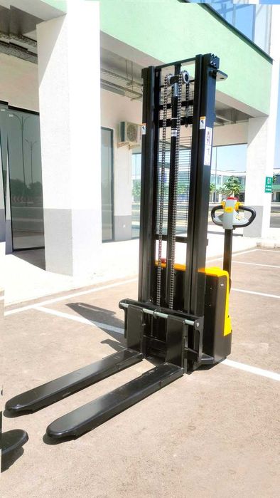 Штабелер Электрический (ручная кара, рохля. транспаллет)