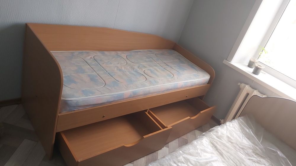 Продам кровать ...