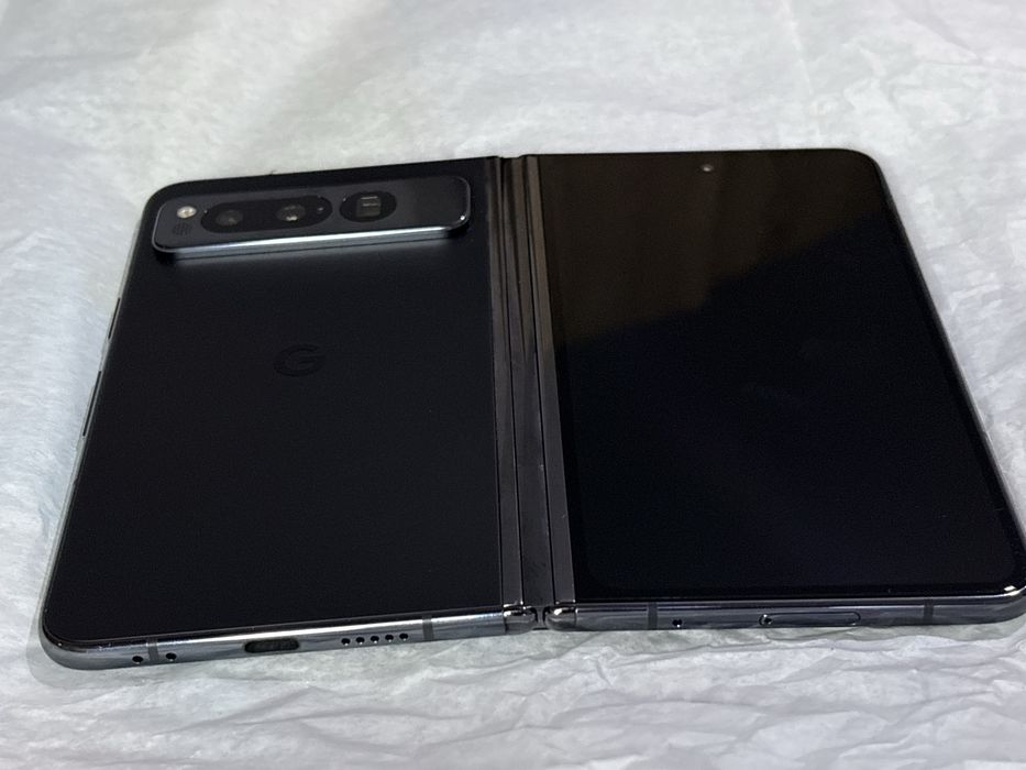 Google Pixel Fold 256GB – pliabil – stare perfecta