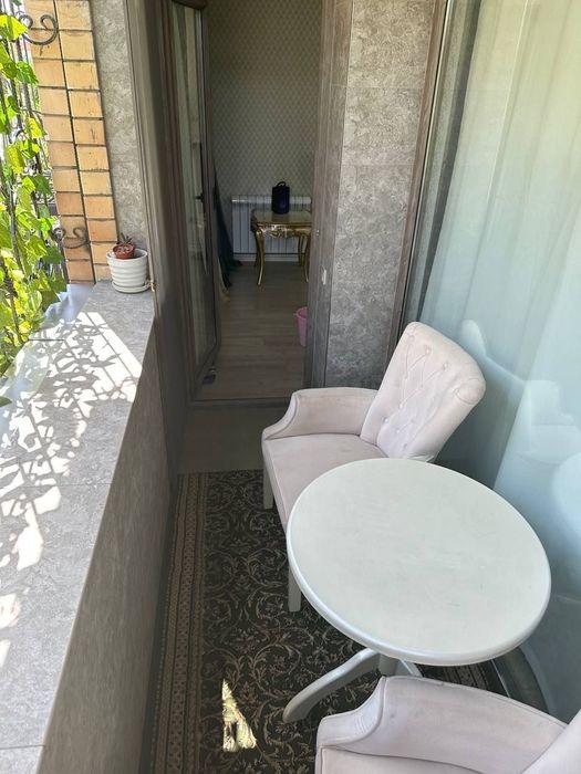 Сдам!!! Элбек ТЖМ, 5/2/4, кирпич, с обстановкой