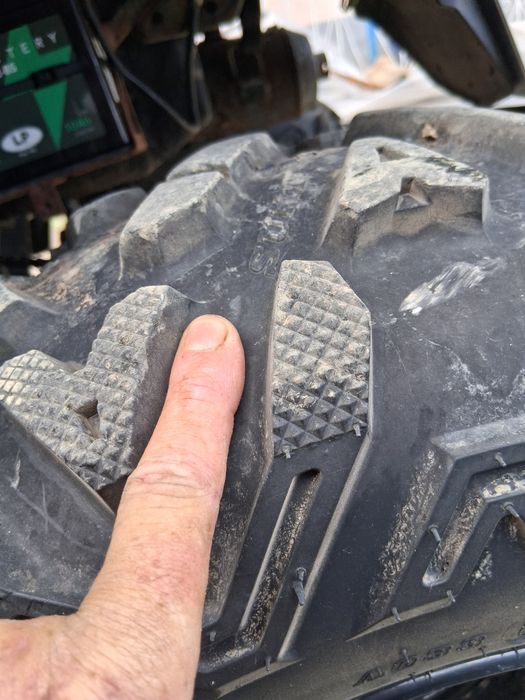 Vând ateveu Adly 320cc anul  fabricație  2015 numere valabile 3 luni