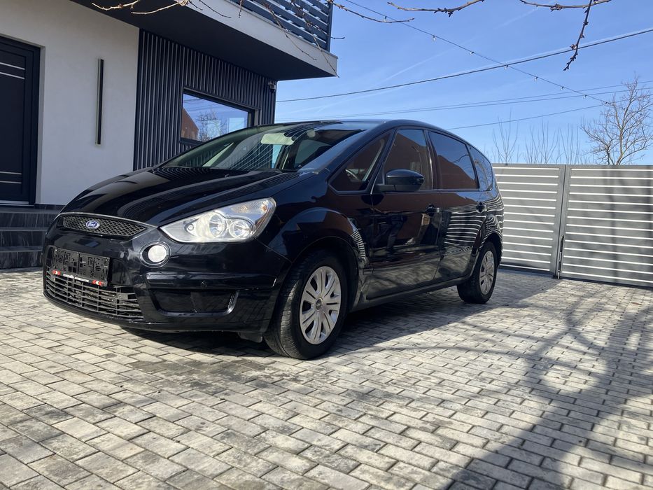 Ford S-MAX 2.0 140 cp